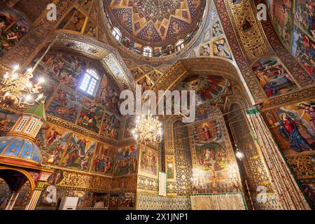 Innenansicht der Heiligen Erlöserkathedrale aus dem 17. Jahrhundert (Vank-Kathedrale) im Neuen Julfa, armenisches Viertel von Isfahan, Iran. Stockfoto