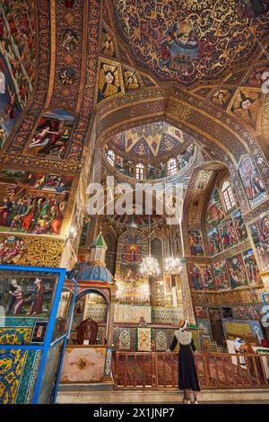 Innenansicht der Heiligen Erlöserkathedrale aus dem 17. Jahrhundert (Vank-Kathedrale) im Neuen Julfa, armenisches Viertel von Isfahan, Iran. Stockfoto