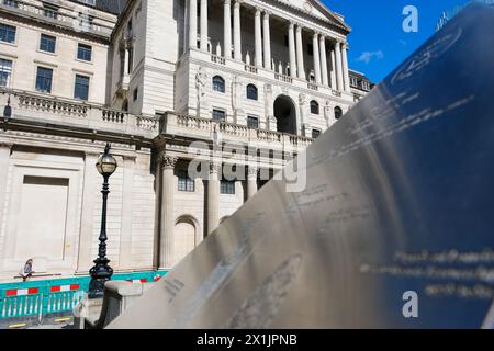 Bank of England, London, UK. April 2024. Die britische Inflation sinkt auf 3,2 %. Quelle: Matthew Chattle/Alamy Live News Stockfoto