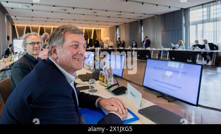 17. April 2024, Nordrhein-Westfalen, Münster: Der bayerische Verkehrsminister Christian Bernreiter (CSU) nimmt an der Verkehrsministerkonferenz (VMK) im Atlantic Hotel Teil. Foto: Rolf Vennenbernd/dpa Stockfoto