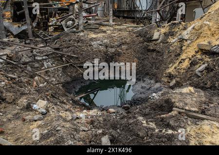 Die Folgen von Raketenangriffen auf die kritische Infrastruktur der Ukraine Stockfoto