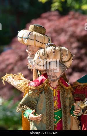 Statuen der drei Weisen traditionelle neapolitanische Weihnachtskrippe Stockfoto