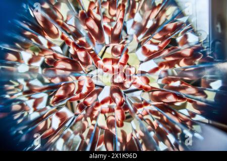 Kaleidoskopische Handreflexe in Bewegung - abstrakte Perspektive Stockfoto