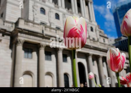 Bank of England, London, UK. April 2024. Die britische Inflation sinkt auf 3,2 %. Quelle: Matthew Chattle/Alamy Live News Stockfoto