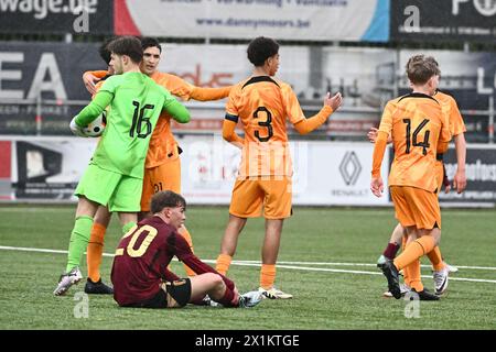 Bilzen, Belgien. April 2024. Francois Cormann aus Belgien sieht nach einem Freundschaftsspiel zwischen den belgischen U17-Futures-Nationalmannschaften am Mittwoch, den 17. April 2024 in Bilzen, Belgien, niedergelassen aus. Quelle: Sportpix/Alamy Live News Stockfoto