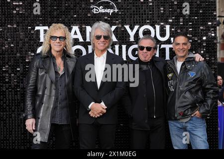 (Von links nach rechts) David Bryan, Jon Bon Jovi, Tico Torres und Gotham Chopra nehmen an der britischen Premiere der Disney+-Serie Thank You, Goodnight: The Bon Jovi Story im Odeon Luxe, Leicester Square, London, Teil. Bilddatum: Mittwoch, 17. April 2024. Stockfoto