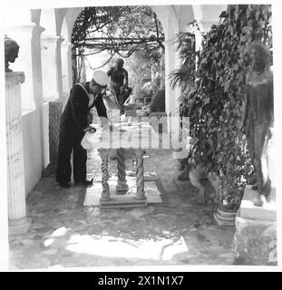 Die Kreuzgänge von San Michele, in der Residenz von Axel Munthe auf der Insel Capri, Italien. Stockfoto