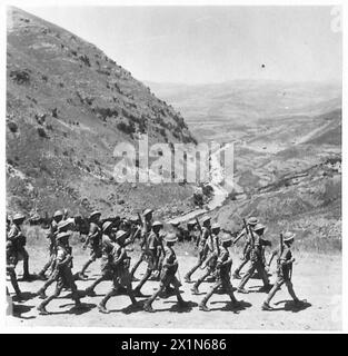 DER BRITISCHE VORMARSCH IN SYRIEN - Ein Bild der kaiserlichen Truppen, die durch Syrien marschieren, britische Armee Stockfoto