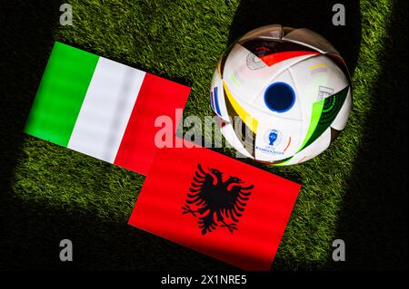 LEIPZIG, 17. APRIL 2024: Italien gegen Albanien, Fußball-EM 2024 Gruppe B im BVB Stadion Dortmund, Dortmund, 15. Juni 2024, offizieller Ball an Stockfoto