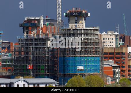 Lissabon Street & Triangle Yard Apartmenthäuser im Bau im Stadtzentrum von Leeds, West Yorkshire, Großbritannien Stockfoto