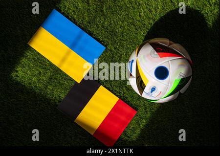 HAMBURG, DEUTSCHLAND, 17. APRIL 2024: Ukraine gegen Belgien, Fußball-EM 2024 Gruppe E in Stuttgart Arena, Stuttgart, 26. Juni 2024, offizieller Ball auf g Stockfoto