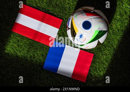 HAMBURG, DEUTSCHLAND, 17. APRIL 2024: Österreich gegen Frankreich, Fußball-EM 2024 Gruppe D in Düsseldorf Arena, Düsseldorf, 17. Juni 2024, offizieller Ball an Stockfoto