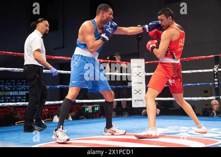 Pueblo, Colorado, USA. April 2024. Robbie Gonzales aus den Vereinigten Staaten (Blue) besiegt Callum Peters aus Australien in einem hart umkämpften 80 kg schweren Vorkampf. Quelle: Casey B. Gibson/Alamy Live News Stockfoto