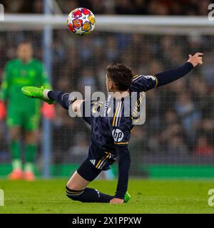 Federico Valverde #15 von Real Madrid im Spiel beim 2. Leg-Spiel der UEFA Champions League zwischen Manchester City und Real Madrid im Etihad Stadium, Manchester am Mittwoch, den 17. April 2024. (Foto: Mike Morese | MI News) Credit: MI News & Sport /Alamy Live News Stockfoto