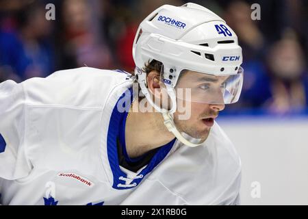 17. April 2024: Max Lajoie (48), Verteidiger der Toronto Marlies, Skates in der zweiten Periode gegen die Rochester Americans. Die Rochester Americans veranstalteten die Toronto Marlies in einem Spiel der American Hockey League in der Blue Cross Arena in Rochester, New York. (Jonathan Tenca/CSM) Stockfoto