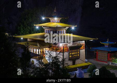 GOM Kora Kloster bei Trashigang bei Nacht, Bhutan Stockfoto