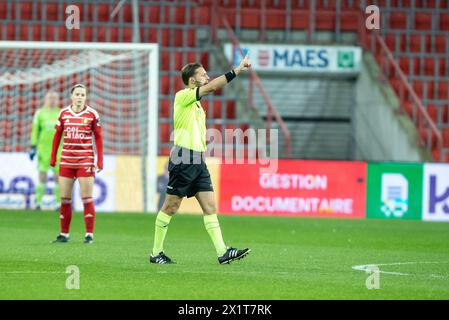 Lüttich, Belgien. April 2024. Schiedsrichter Leandro LEDDA, dargestellt während eines Frauenfußballspiels zwischen Standard Femina de Lüttich und RSC Anderlecht Women am 4. Spieltag in den Play-offs der Saison 2023 - 2024 in der belgischen Lotto Womens Super League am Mittwoch, 16. April 2024 in Lüttich, BELGIEN. Quelle: Sportpix/Alamy Live News Stockfoto
