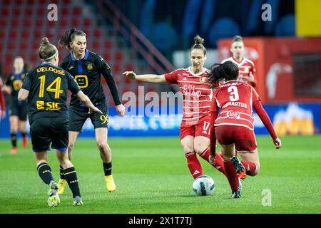 Lüttich, Belgien. April 2024. Maud Coutereels (17) von Standard, dargestellt während eines Frauenfußballspiels zwischen Standard Femina de Lüttich und RSC Anderlecht Women am 4. Spieltag in den Play-offs der Saison 2023 - 2024 in der belgischen Lotto Womens Super League am Dienstag, 16. April 2024 in Lüttich, BELGIEN. Quelle: Sportpix/Alamy Live News Stockfoto