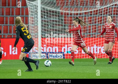 Lüttich, Belgien. April 2024. Shari Van Belle (26) von Standard, das während eines Frauenfußballspiels zwischen Standard Femina de Lüttich und RSC Anderlecht Women am 4. Spieltag in den Play-offs der Saison 2023 - 2024 in der belgischen Lotto Womens Super League am Dienstag, den 16. April 2024 in Lüttich gezeigt wurde. BELGIEN . Quelle: Sportpix/Alamy Live News Stockfoto