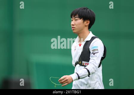 Ajinomoto National Training Center Bogenschießen Feld, Tokio, Japan. April 2024. Fumiya Saito (JPN), 18. APRIL 2024 - Bogenschießen: Japan National Team Training für die Olympischen Spiele 2024 in Paris im Ajinomoto National Training Center Bogenschießen Field, Tokio, Japan. Quelle: Naoki Morita/AFLO SPORT/Alamy Live News Stockfoto