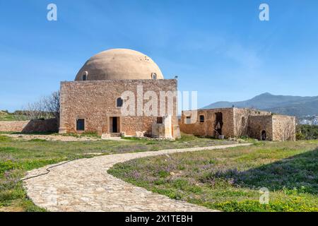 Moschee von Sultan Ibrahim, die ursprünglich die Kathedrale von St. Nicolas in Fortezza von Rethymno, Kreta Stockfoto