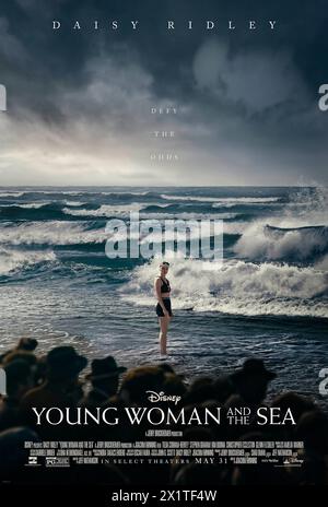 Young Woman and the Sea (2024) von Joachim Rønning mit Daisy Ridley, Tilda Cobham-Hervey und Stephen Graham. Die Geschichte der Sportschwimmerin Trudy Ederle, die 1926 als erste Frau den Ärmelkanal überquerte. US-Poster mit einem Blatt. ***NUR FÜR REDAKTIONELLE ZWECKE*** Guthaben: BFA/Walt Disney Studios Stockfoto