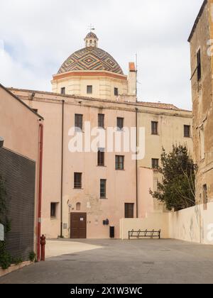 Kuppel der Kirche, Chiesa di San Michele, Kirche St. Michael, Alghero, Sardinien, Italien Stockfoto