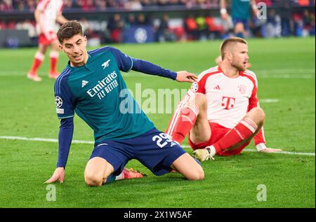 München, 17. April 2024. Kai Havertz, Arsenal 29, wetteifern um den Ball, Tackling, Duell, Header, zweikampf, Action, Kampf gegen Matthijs de Ligt, FCB 4 im Viertelfinalspiel FC BAYERN MÜNCHEN - FC ARSENAL LONDON 1-0 der Fußball UEFA Champions League in der Saison 2023/2024 in München, 17. April 2024. Viertelfinale, FCB, München © Peter Schatz / Alamy Live News Stockfoto