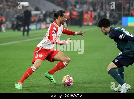 München, Deutschland . April 2023. MÜNCHEN, Deutschland, 17. APRIL 2024; 10 Leroy SANÉ, Sane von Bayern München während des UEFA Champions League Viertelfinales (2. Leg) Fußballspiels zwischen Bayern München und Arsenal FC im Allianz Arena Stadion in München (Arthur THILL/ATP Images) (THILL Arthur/ATP/SPP) Credit: SPP Sport Press Photo. /Alamy Live News Stockfoto