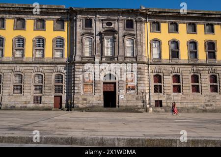 Centro Portugues de Fotografia ist das portugiesische Zentrum für Fotografie, ein Museum mit Ausstellungen zeitgenössischer portugiesischer Fotografie in A Stockfoto