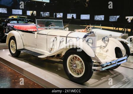 Mercedes-Benz 26/120/180 ps Typ S Tourenwagen, Mercedes-Benz Museum, Stuttgart, Baden-Württemberg, Deutschland Stockfoto