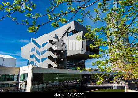 Das Disseny Hub Museum in Barcelona, Spanien Stockfoto