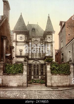 Orleans. Maison de Diane de Poitiers, Frankreich, um 1890, Historisch, digital restaurierte Reproduktion von einer Vorlage aus dem 19. Jahrhundert Stockfoto