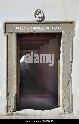 Zugang zur Zelle von San Romualdo. Eremitage von Camaldoli. Poppi. Toskana. Italien Stockfoto