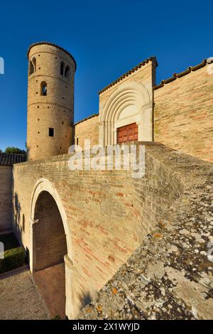 Abtei von San Claudio Al Chienti. Corridonia. Marken. Italien Stockfoto