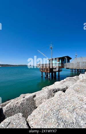 Die Trabucchi des Kanalhafens. Fano. Marken. Italien Stockfoto