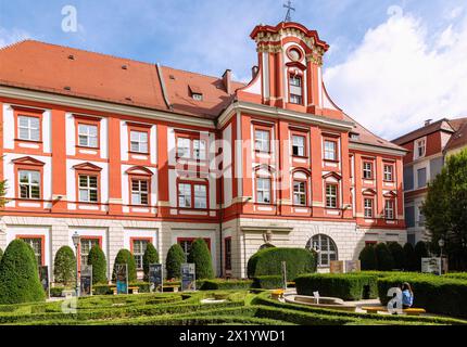 Ossolineum und Barockgarten (Barokowy ogród) im Universitätsviertel in der Altstadt (Stare Miasto) von Wrocław (Breslau, Breslau) in der Dolnośląs Stockfoto