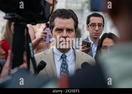 Washington, Usa. April 2024. Der US-Repräsentant Matt Gaetz (Republikaner von Florida) verlässt das Kapitol nach einer Parlamentswahl in Washington, DC, USA am Donnerstag, den 18. April 2024. Foto: Annabelle Gordon/CNP/ABACAPRESS.COM Credit: Abaca Press/Alamy Live News Stockfoto