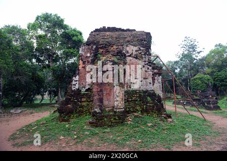 Antike Tempelruinen im archäologischen Park Mỹ Sơn in der Provinz Quảng Nam, Vietnam. Stockfoto