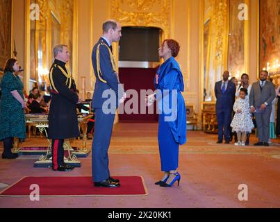 Virginia Barrett von Fleet, Principal and Chief Executive Officer am Farnborough College of Technology, wird vom Prince of Wales in Windsor Castle zum Offizier des Order of the British Empire ernannt. Die Auszeichnung würdigt die Leistungen der Weiterbildung. Bilddatum: Mittwoch, 21. Februar 2024. Stockfoto