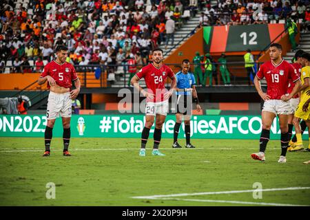 ABIDJAN, ELFENBEINKÜSTE – 14. JANUAR; Hamdi Fathi, Mohamed Abdelmonem und Mostafa Mohamed von Ägypten während des TotalEnergies Caf Africa Cup of Nations Stockfoto