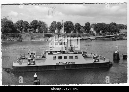 Transport, Navigation, Fähre, Schnellfähre Stralsund, Kieler Kanal, Rendsburg, Ansichtskarte, ADDITIONAL-RIGHTS-CLEARANCE-INFO-NOT-AVAILABLE Stockfoto