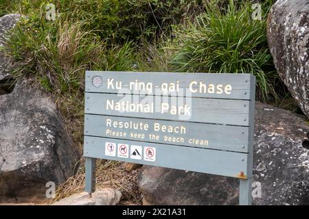 Resolute Beach im Ku-Ring-Gai Chase-Nationalpark, einem abgeschiedenen Strand an den Ufern von Pittwater, Sydney, NSW, Australien Stockfoto