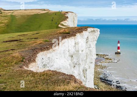 Leuchtturm am Beachy Head an der englischen Südküste zwischen Seaford und Eastbourne, West Sussex, England, Vereinigtes Königreich Stockfoto