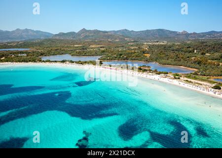 Brandinchi Strand Drohne Blick auf Sardinien, Italien Stockfoto