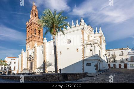 Kirche San Miguel auf der Plaza von Spanien, Jerez de los Caballeros Stockfoto