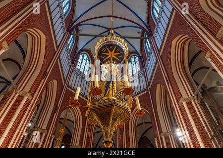 Marienlüster im Chor des Doberaner Münsters in Bad Doberan, Mecklenburg-Vorpommern Stockfoto