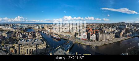 Drohnenblick bei Leith in der Nähe von Edinburgh auf Schottland Stockfoto