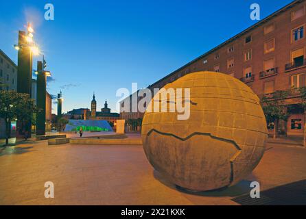 Platz am Brunnen der Hispanidad, Fuente de la Hispanidad, Spanien, Aragon, Saragoza Stockfoto