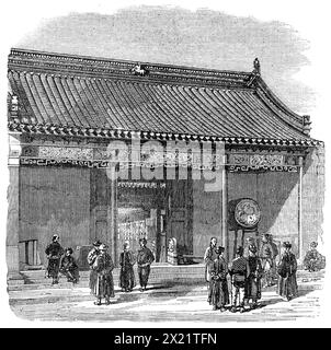 The Taeping Rebellion in China: Eingang zum Ching-Wang-Palast, Soo-Chow, 1864. Gravur aus einer Fotografie, die die Eroberung der chinesischen Stadt Soo-Chow durch die imperialistischen Truppen unter Major Gordon veranschaulicht, und die anschließende Zerstörung der Taeping- oder Rebellenführer... hatte sich der Footai... in dem Palast eingenistet, der gerade von Ching-Wang geräumt wurde. Unsere Gravur zeigt den Haupteingang zu diesem Palast. Aus Illustrated London News, 1864. Stockfoto